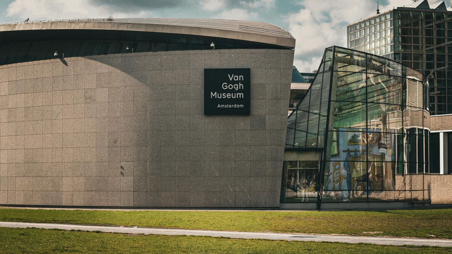 Amsterdams kanaler och cykelkultur